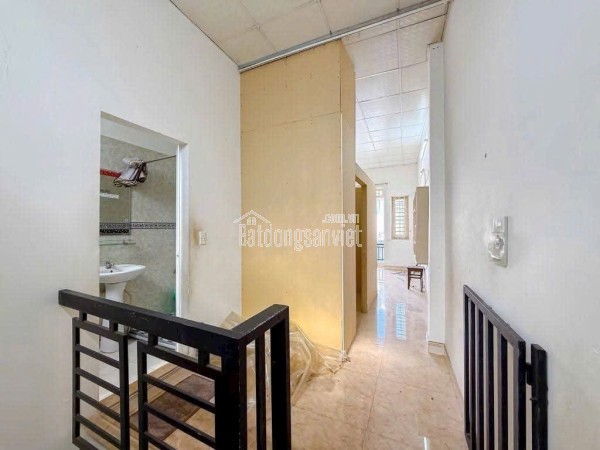 1tret 1lau_Hẻm 1sec_Đường rước nhà 5m - Trần xuân soạn .cạnh lottmart.Him lam Q7