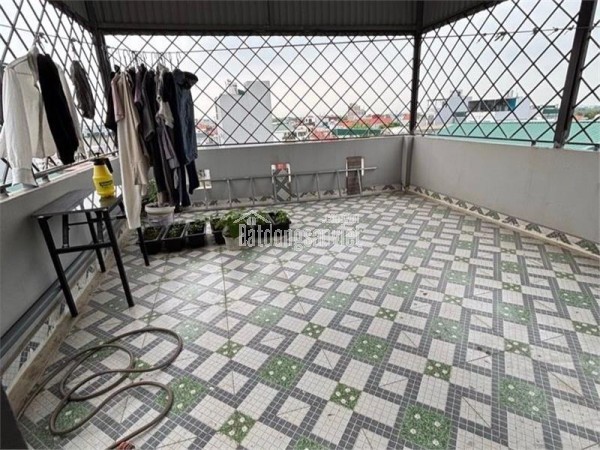 BÁN NHÀ HÀNG XÓM VINHOME – DÒNG TIỀN 200TR  GARA Ô TÔ – MẶT TIỀN RỘNG – HƠN 9 TỶ CHÚT XÍU