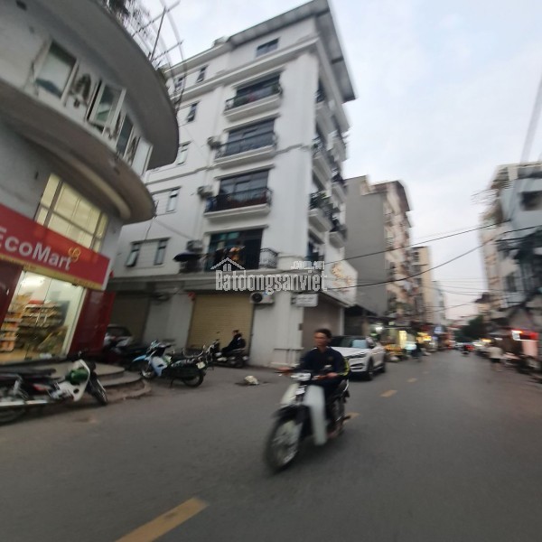 Bán đất mặt phố kinh doanh Trâu Quỳ, Gia Lâm. 71m2, đường 12m vỉa hè. Lh 0989894845