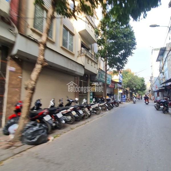Bán Shophouse 78m2 5 tầng mặt đường 25m tại Trâu Quỳ giá 20 tỷ x Lh 0989894845