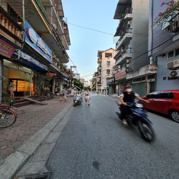 Bán Shophouse 78m2 5 tầng mặt đường 25m tại Trâu Quỳ giá 20 tỷ x Lh 0989894845