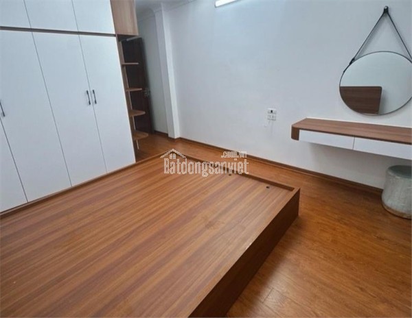 BÁN NHÀ CỔ LINH LONG BIÊN - Ô TÔ ĐỖ CỬA NGÕ THÔNG  - CẠNH TRƯỜNG CẤP 2  - XE ĐỖ NGÀY ĐÊM - 8 TỶ