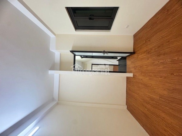 BÁN NHÀ CỔ LINH LONG BIÊN - Ô TÔ ĐỖ CỬA NGÕ THÔNG  - CẠNH TRƯỜNG CẤP 2  - XE ĐỖ NGÀY ĐÊM - 8 TỶ