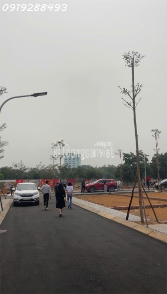 Cắt lỗ bán lô đất hai mặt thoáng cách trục hồ tây ba vì đúng 100m