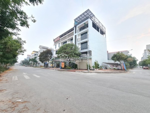 🔥 Bán đất  🏪 mặt phố 💼 KINH DOANH 📍 TRÂU QUỲ 🏙️ GIA LÂM. 72m2, đường 11m. Lh 0989894845