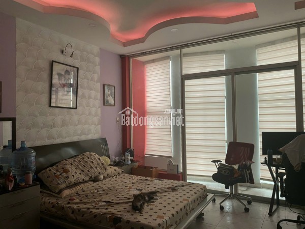 Bán nhà 4,5 tầng mặt tiền 57 Nguyễn Minh Hoàng,P12 cũ nay thuộc phường Bảy Hiền,TPHCM