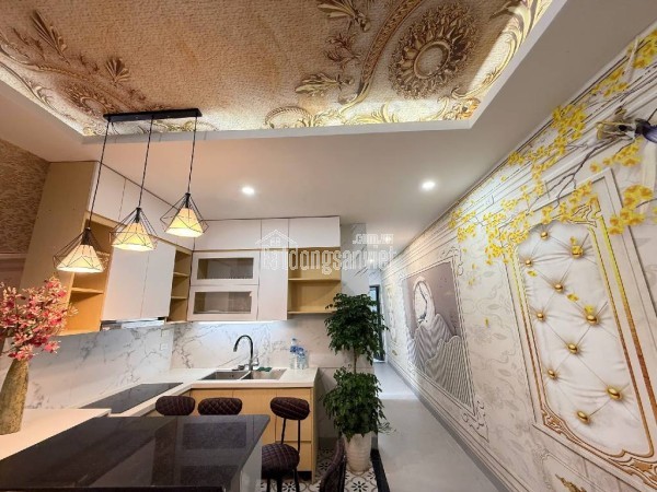 Bán căn hộ tập thể tầng 1 tại Trung tâm quận Hai Bà Trưng chỉ nhỉnh 4 tỷ