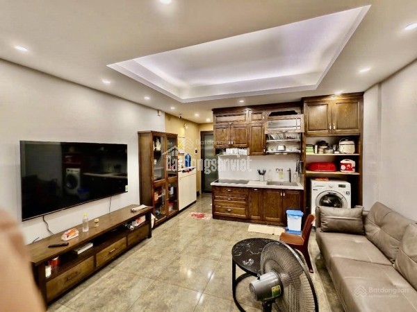 BÁN NHÀ PHỐ VĂN MIẾU THOÁNG SẦM UẤT Ô TÔ CỬA NHỈNH 12 TỶ