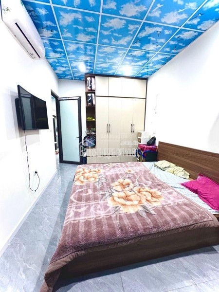 BÁN NHÀ PHỐ VĂN MIẾU THOÁNG SẦM UẤT Ô TÔ CỬA NHỈNH 12 TỶ