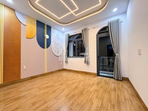 Nhà 3 Tầng - TÂN HÒA ĐÔNG - HXH - Chỉ 8 Tỷ