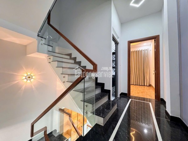 Nhà 3 Tầng - TÂN HÒA ĐÔNG - HXH - Chỉ 8 Tỷ