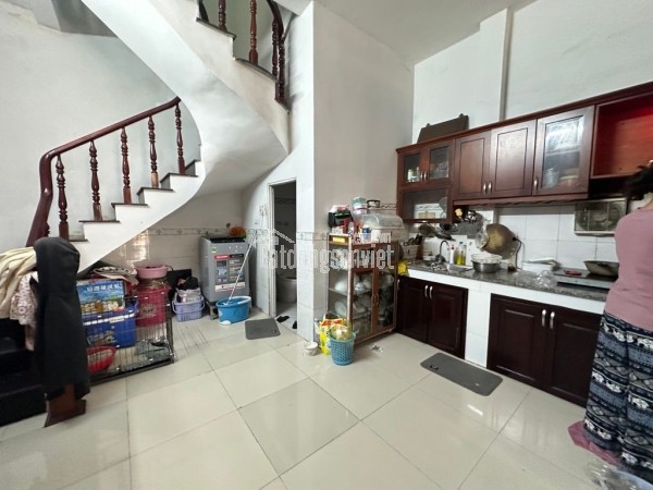 HẺM TẢI SÁT MẶT TIỀN DƯƠNG THỊ MƯỜI - NGANG ĐỈNH 6.5M - NGAY TRUNG TÂM Q12