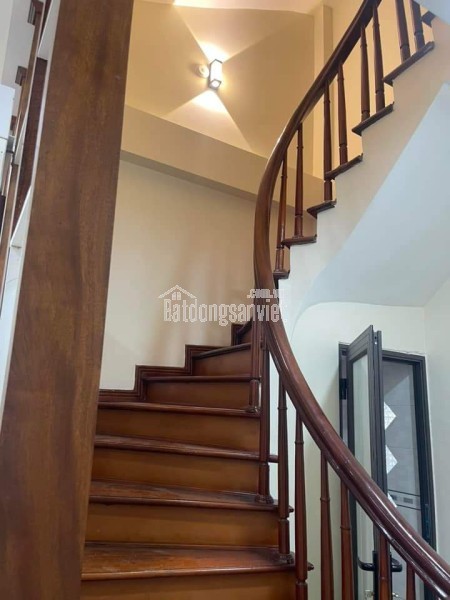 Cho thuê nhà mới, Quang Trung, Thợ Nhuộm, Trần Quốc Toản, 190m2x 5,5T