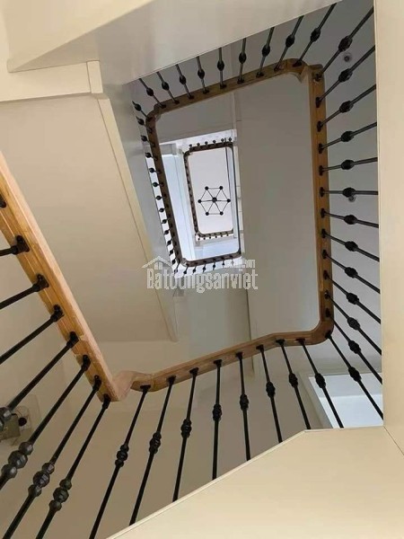 Cho thuê nhà mới, Quang Trung, Thợ Nhuộm, Trần Quốc Toản, 190m2x 5,5T