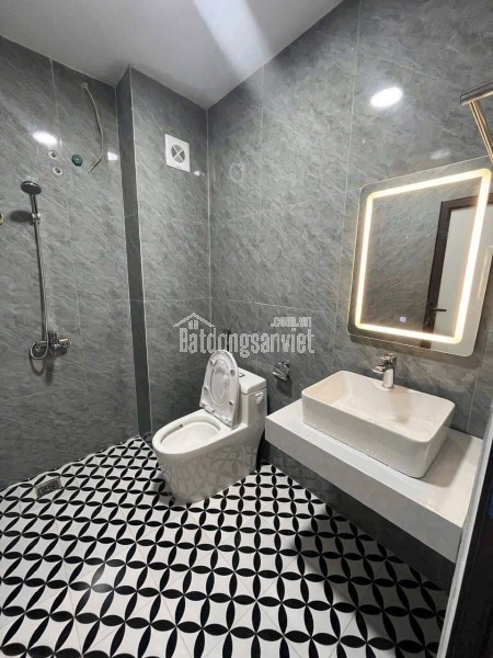 Cho thuê nhà đẹp, THANG MÁY, 294m2- 6T, Hàng Điếu, Hàng Da, Hàng Nón