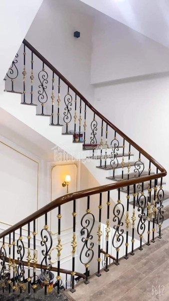 Cho thuê nhà, 106m2- 5T, Duy Tân, Thành Thái, Trần Thái Tông -36 tr