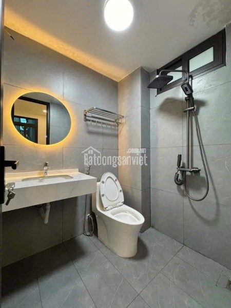 Cho thuê nhà, 81m2_ 4T; Nguyễn Chánh, Nam Trung Yên, Trung Kính -26 tr