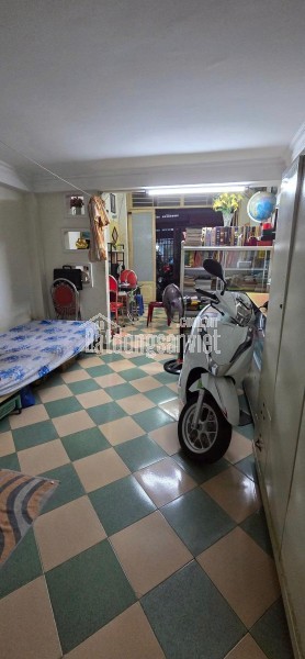 Nhà mới xây cần bán , thiết kế hiện đại, vào ở ngay Bình Tân ,TPHCM