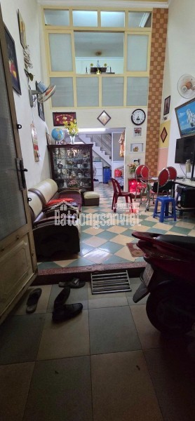 Nhà mới xây cần bán , thiết kế hiện đại, vào ở ngay Bình Tân ,TPHCM