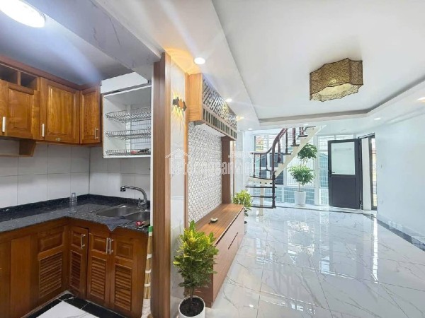 Bán nhà Cấp 4 Thạch Bàn Long Biên 60m mt 10m sổ đỏ ss sang tên chỉ 3,8 tỷ