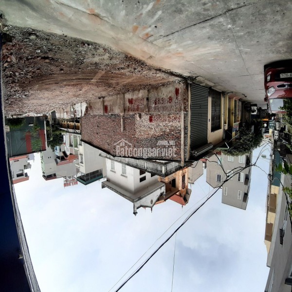 Chuyển nhượng 40m2 đất TĐC Trâu Quỳ, Gia Lâm. Đường 12m. Lh 0989894845.