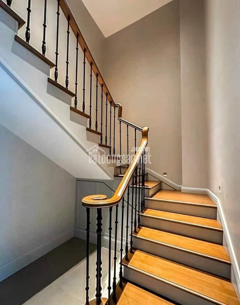 Mình cho thuê nhà, 116m2_ 5T; Nguyễn Chánh, Nam Trung Yên, Trung Kính