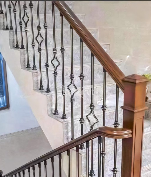 Cho thuê nhà mới, TM, 273m2- 6T, Nguyễn Trường Tộ, Hàng Than, Trấn Vũ