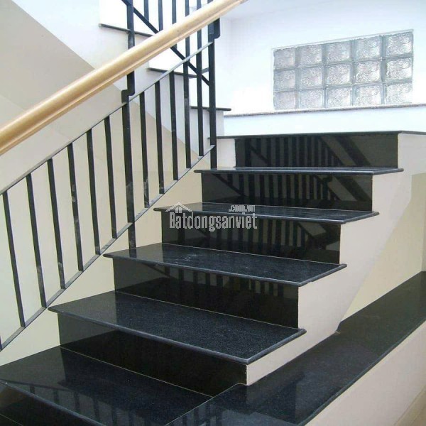 Cho thuê nhà căn góc, 221m2- 5,5T, Nguyễn Tuân, Vũ Trọng Phụng -89 tr