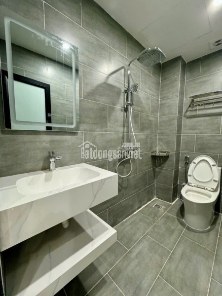 Cho thuê nhà, 79m2- 4T, Đào Duy Từ, Mã Mây, Hàng Bạc, Hoàn Kiếm -27 tr