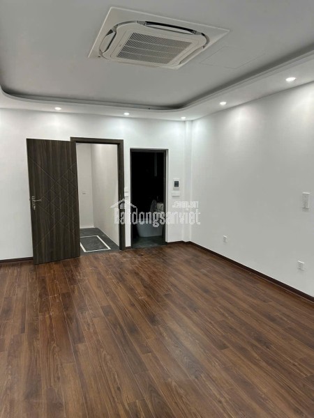 Bán nhà riêng gần Aeon mall Long Biên, ô tô vào nhà