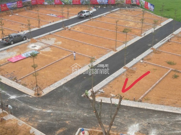 Đất nền Hòa Lạc, cách QL21 rộng 80m vài bước chân. Giá chỉ hơn 40tr/m