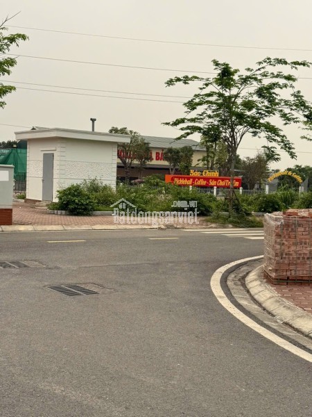TÀI CHÍNH CHỈ NHỈNH 1 TỶ (Ngân hàng giải ngân 1/2 giá trị) Thanh lý lô đất 100m2 gần Đại học Quốc