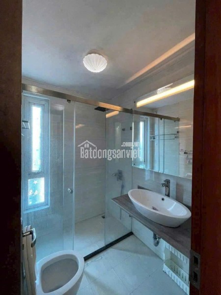Cho thuê nhà, THANG MÁY, 94m2- 5T, Hàng Điếu, Hàng Da, Hàng Nón -24 tr