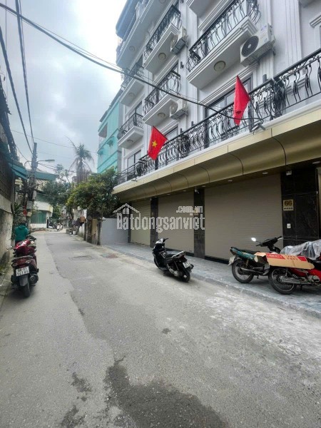 Bán nhà mặt phố Tôn Đức Thắng, Đống Đa 85m2 x 3T mặt tiền 4.1m chào 35 tỷ