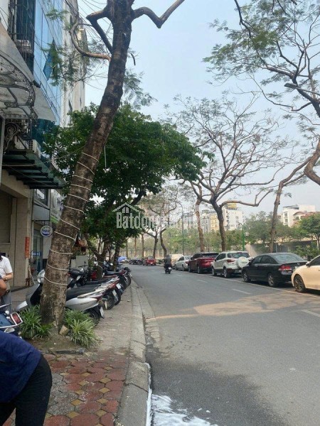 LẠC LONG QUÂN – 80M2 – 2 MẶT NGÕ – MẶT TIỀN 5.5M – GIÁ 16.3 TỶ – TÂY HỒ HIẾM LÊN SÓNG LÀ MẤT