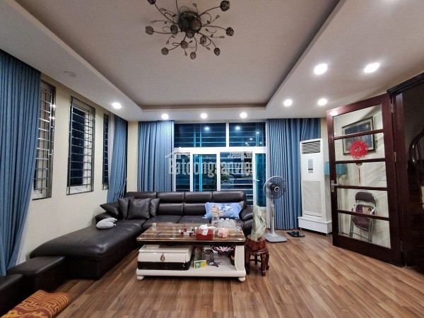 LẠC LONG QUÂN – 80M² – 2 MẶT NGÕ – MT 5.5M – CHẠM HỒ TÂY TRONG 1 PHÚT – SUẤT ĐẤT ĐẸP, GIÁ VÀO CỬA