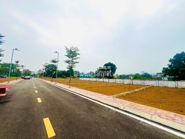 HÀNG TRUNG TÂM VÙNG LỌI CNC HÒA LẠC TIỀM NĂNG TĂNG GIÁ RÁT CAO