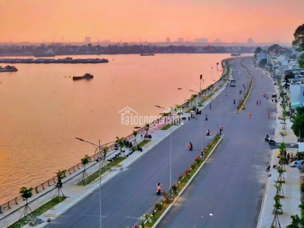 BÁN ngôi nhà 1 TRỆT 2 LẦU BỜ KÈ BỬU LONG MỚI BIÊN HOÀ