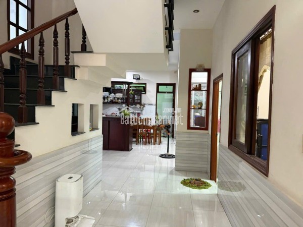 BÁN ngôi nhà 1 TRỆT 2 LẦU BỜ KÈ BỬU LONG MỚI BIÊN HOÀ