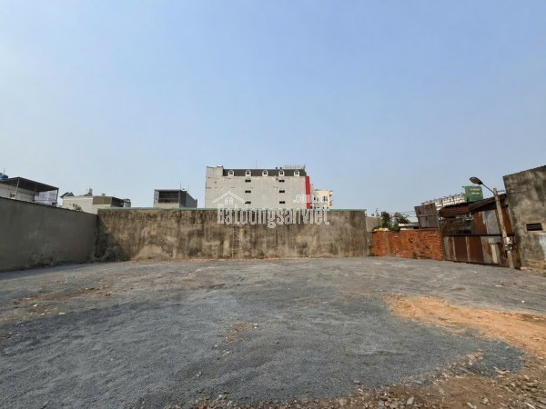 Lô đất ngang 25 dài 27 đường 7 mét . Ra Lê văn Khương 20 mét. q12