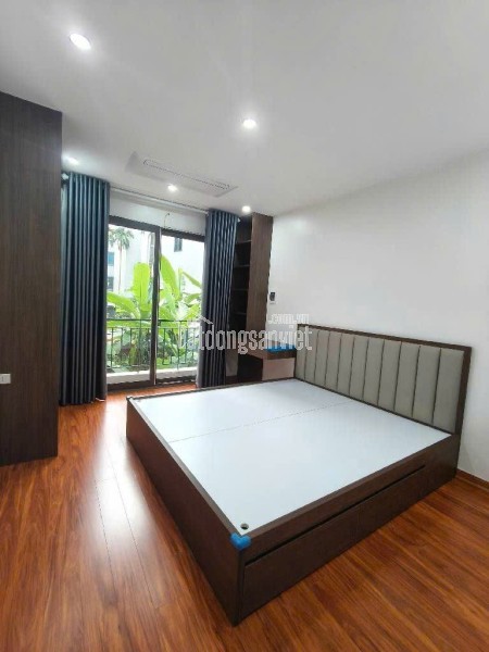 🏡 NHÀ ĐẸP 5 TẦNG – FULL NỘI THẤT – THẠCH BÀN – GIÁ 6,7 TỶ 🏡

Cơ hội sở hữu căn nhà đẹp, thiết kế