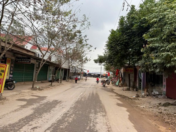 GIÁ CHỈ CÓ 7,2 TR CHO MỘT MẾT VUÔNG -- DT 105 M FUN THỔ CƯ TÍNH RA  CHỈ CÓ HƠN 700 TR ĐÒNG ,QUÝ