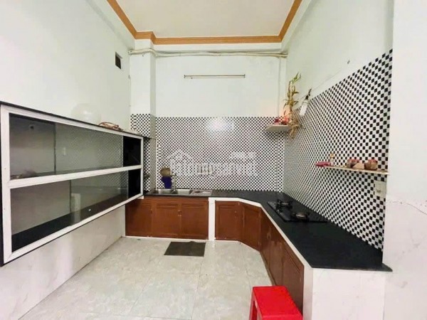 CHÍNH CHỦ CẦN BÁN GẤP - NHÀ GẦN CHỢ HƯNG LONG - 90m2 GIÁ 870 Triệu