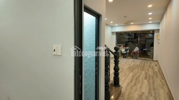 Hạ Giá Bán Gấp  Nhà MT  Nguyễn Văn Giai, Phường Đa Kao, Quận 1, Gía Tốt