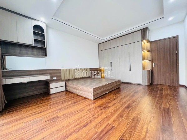 🔥 NHÀ THẠCH BÀN – Ô TÔ ĐỖ CỬA – 5 TẦNG MỚI – NHỈNH 7 TỶ 🔥