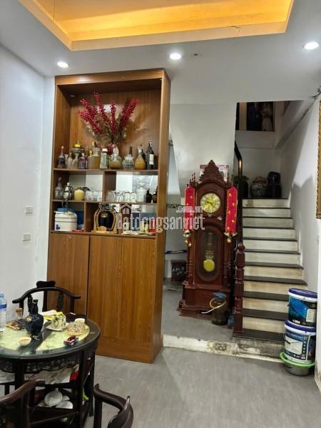 Nhà phố Hoàng Mai, mớii hoàn thiện,oto đỗ cửa  77m x 6 tầng, thang máy, Tổng 11 phòng, vừa cho