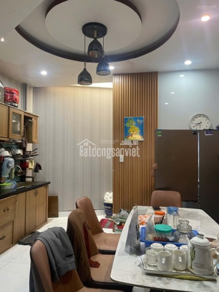 CHỦ ĐI MỸ BÁN GẤP NHÀ 3 TẦNG VIP GẦN BIỂN ĐẸP NHƯ BIỆT THỰ MINI - NHỈNH 7 TỶ