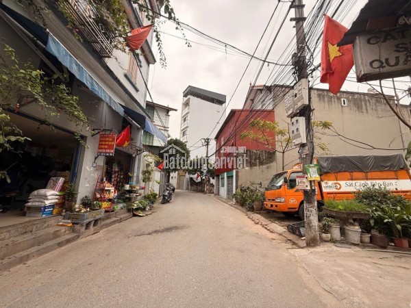 🔥 NHÀ ĐẸP TRUNG TÂM THẠCH BÀN 42M2 – THANG MÁY – GARA Ô TÔ – GẦN HỒ ĐIỀU HOÀ 🔥