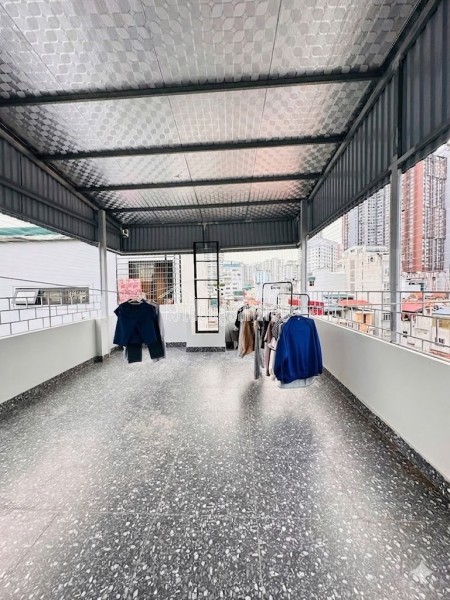 Bán CHDV Quan Nhân gần ôtô, 110m2 - 7T - thang máy, full nội thất mới xịn xò, doanh thu 1.8