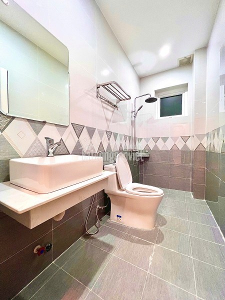 Cho thuê nhà nguyên căn 6 phòng Hoàng Hoa Thám, phường 10, Đà Lạt